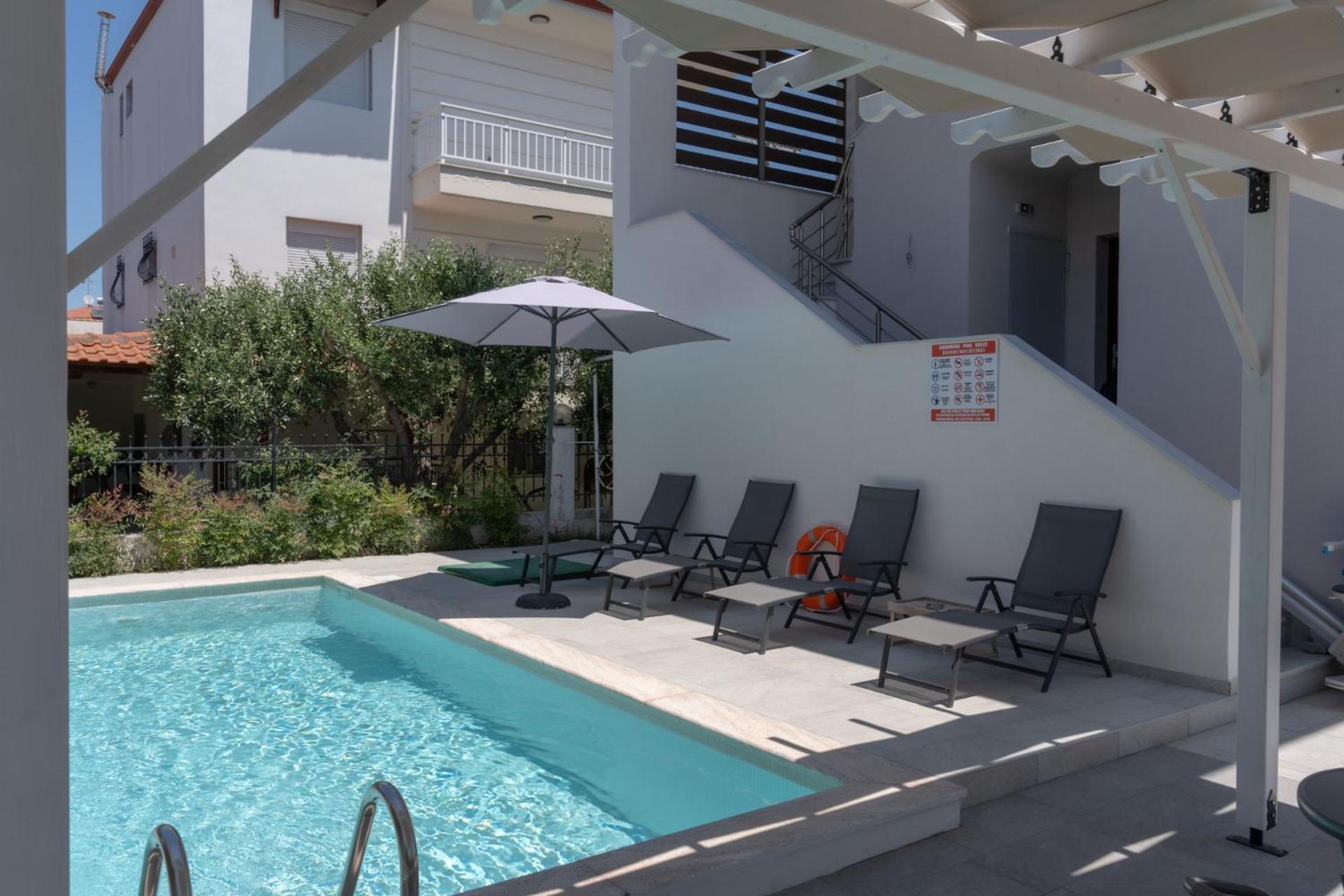 Sunshine Rooms And Suites Vrasná Exteriér fotografie